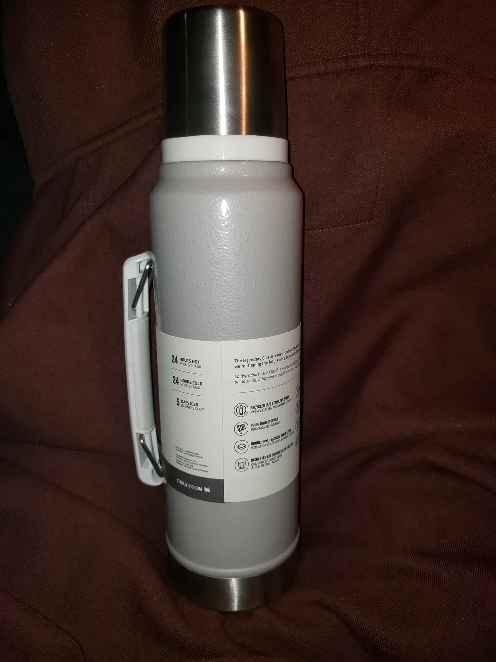 Stanley Classic Bottle in Light Gray with Stainless Accents NWT - Picture 2 of 4
